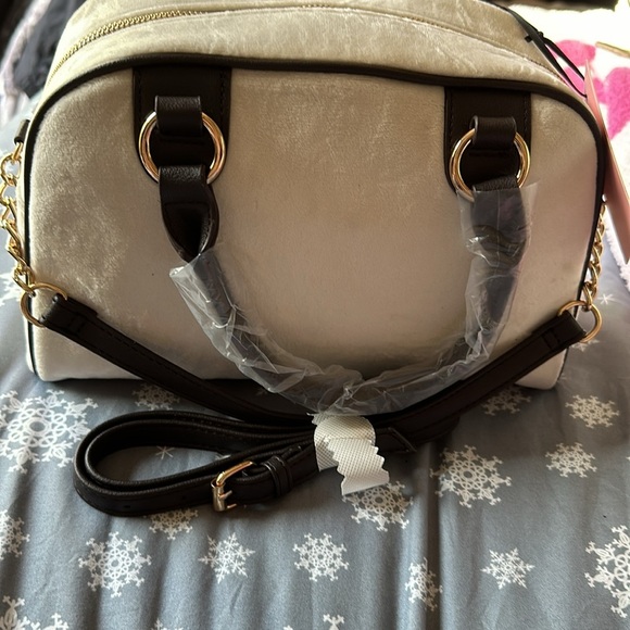 juicy Couture pink bowler velour heritage hand bag crossbody new release - Picture 6 of 15